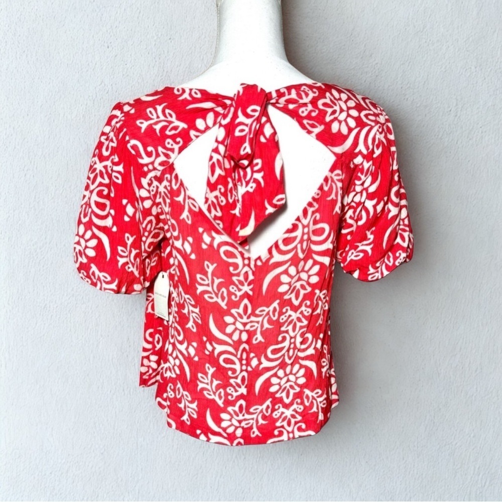 Skies Are Blue Red and White‎ Floral Puff Sleeve Blouse Women Size Small
